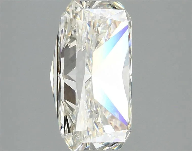 3.02ct Radiant Lab Grown Diamond (Colour H, Clarity VVS2, IGI Certified)