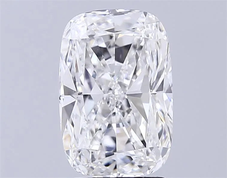 3.04ct Cushion modified Lab Grown Diamond (Colour E, Clarity VVS2, IGI Certified)