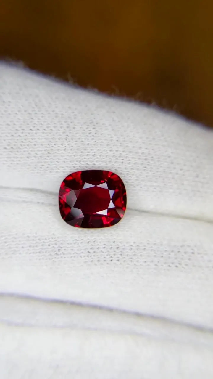 3.18ct Cushion Natural Ruby (Colour Red, Clarity Eye Clean, Cut Faceted)