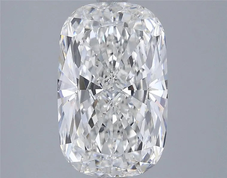 3.53ct Cushion modified Lab Grown Diamond (Colour E, Clarity VVS2, IGI Certified)