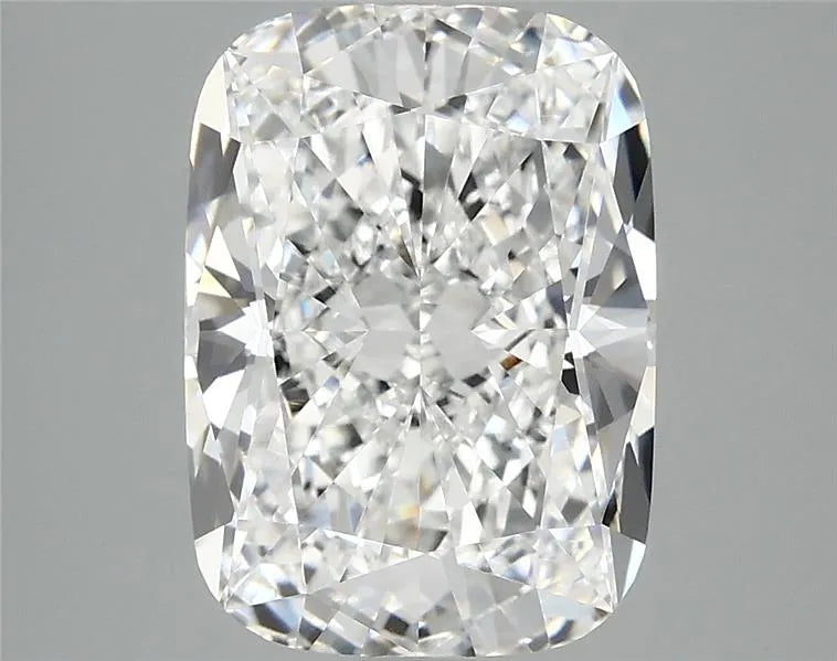 4.00ct Cushion modified Lab Grown Diamond (Colour E, Clarity VVS2, IGI Certified)