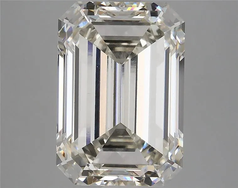5.65ct Emerald Lab Grown Diamond (Colour H, Clarity VVS2, IGI Certified)