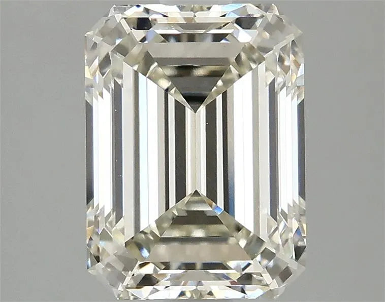 2.61ct Emerald Lab Grown Diamond (Colour I, Clarity VVS2, IGI Certified)