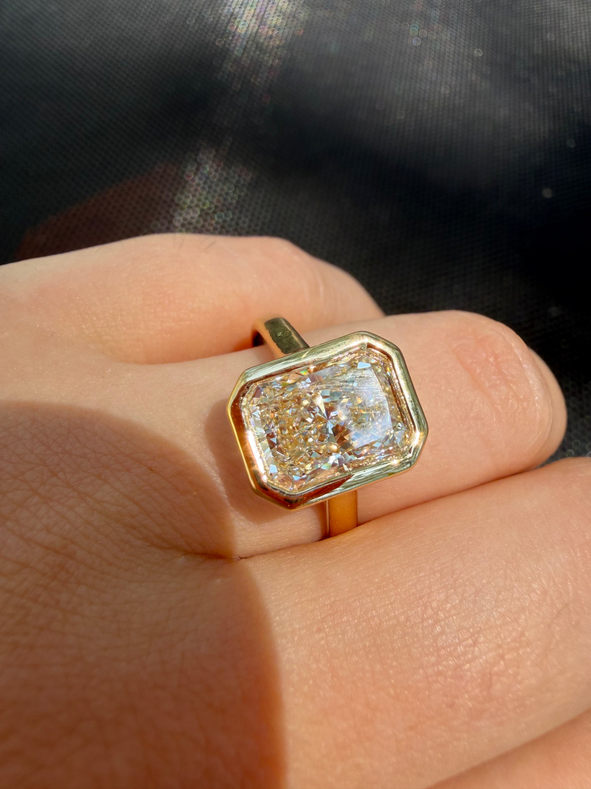 3.00ct Radiant Cut Bezel-Set Diamond Ring ✨