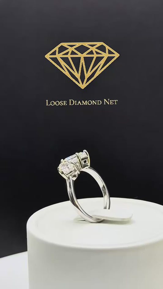 Toi et Moi Emerald & Pear-Shaped Diamond Ring