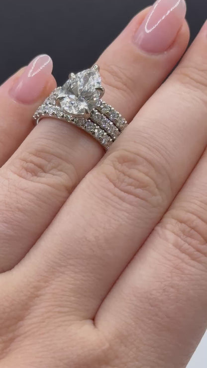 OPHELIA Pear Engagement Ring & Diamond Band Set –  Lab Diamond Bridal Set